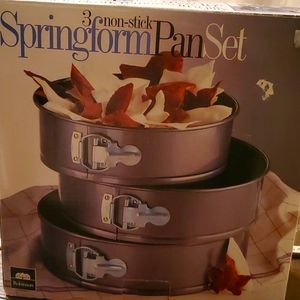 3 non stick Springform Pan set